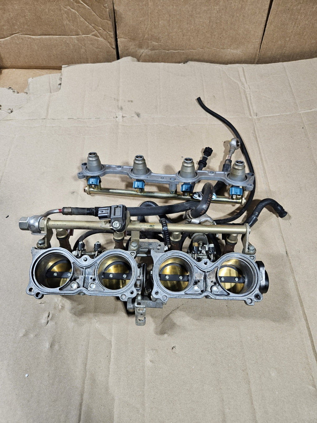 2006-2007 Honda CBR1000RR Fireblade OEM Throttle Bodies Injectors 16401-MEL-A2122