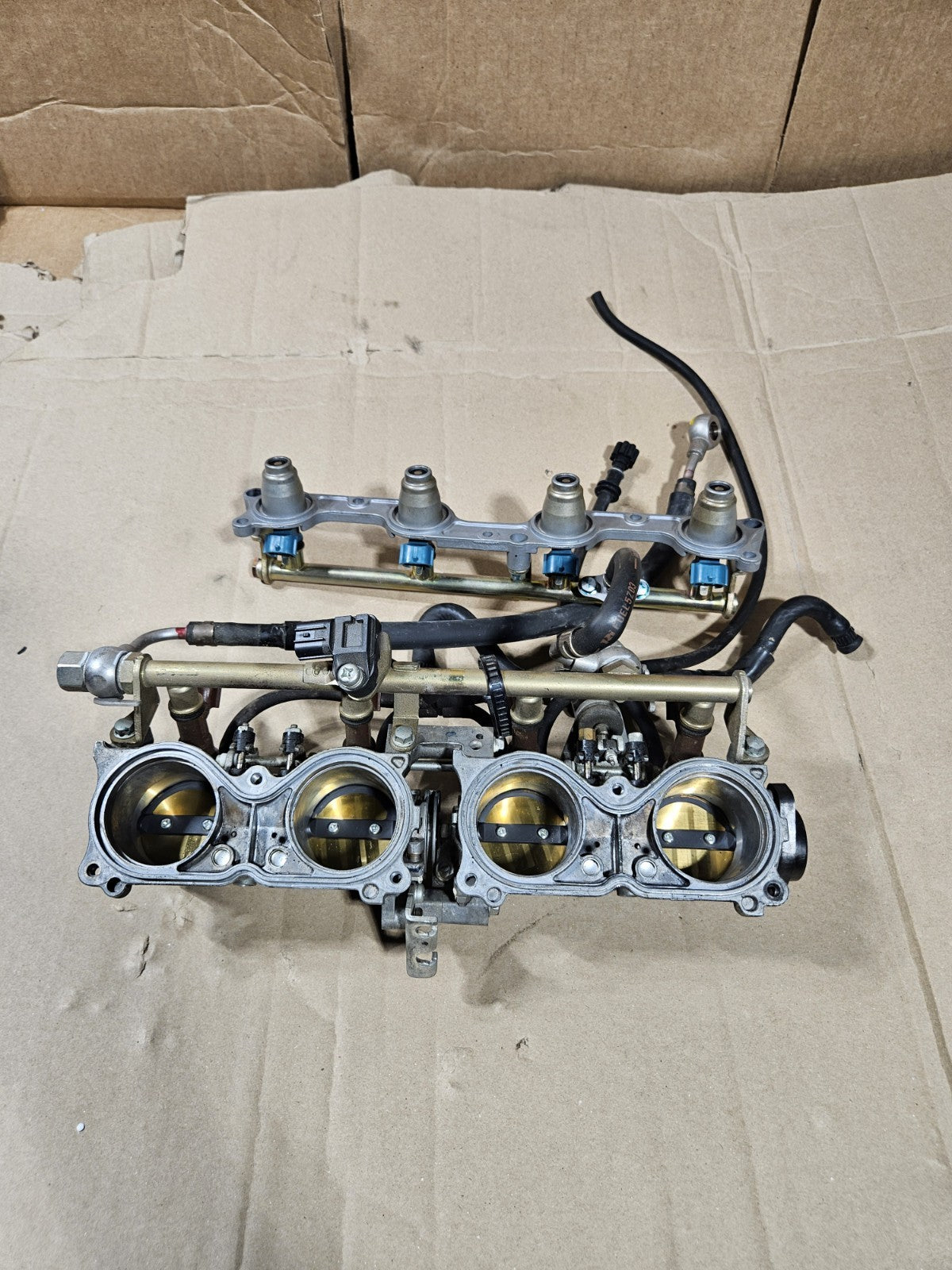 2006-2007 Honda CBR1000RR Fireblade OEM Throttle Bodies Injectors 16401-MEL-A2122