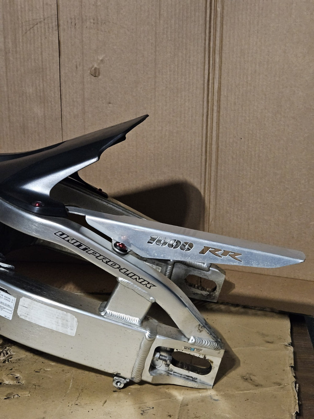 2006 2007 HONDA CBR1000RR REAR SWINGARM OEM Silver CBR 1000RR5