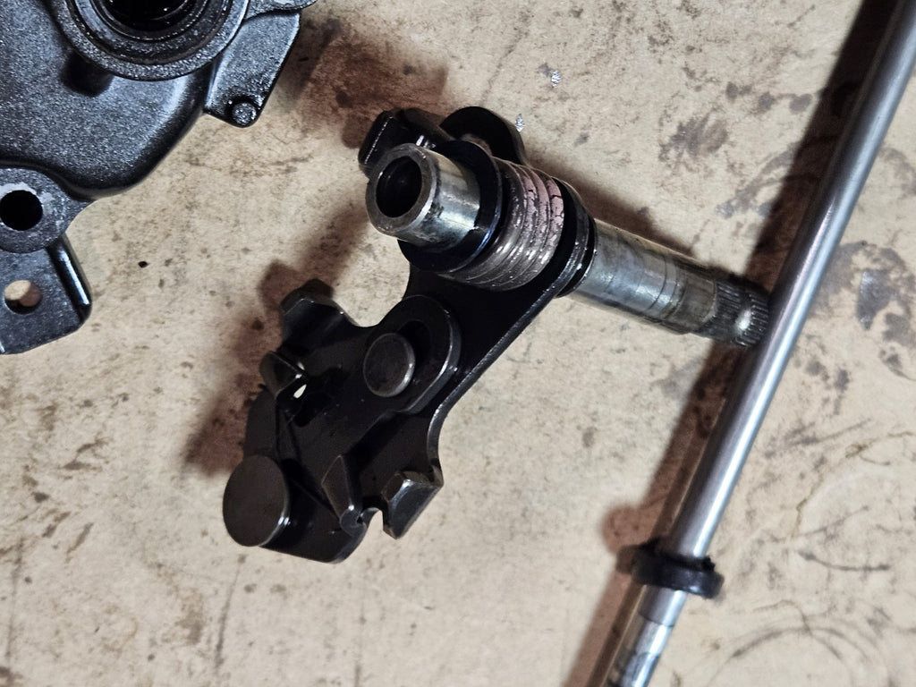 06-07 Honda CBR1000RR OEM Gear Shift Shaft Cover Shifter Rod Linkage Engine
