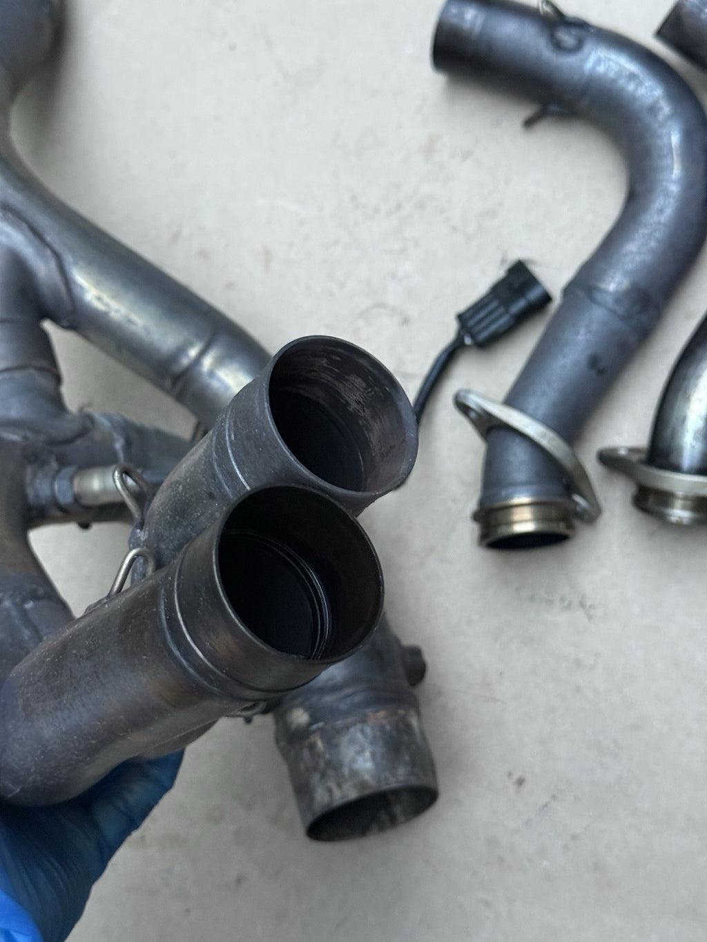 15-18 Aprilia RSV4 1000 OEM Exhaust Headers Header Pipes w/ O2 Sensors