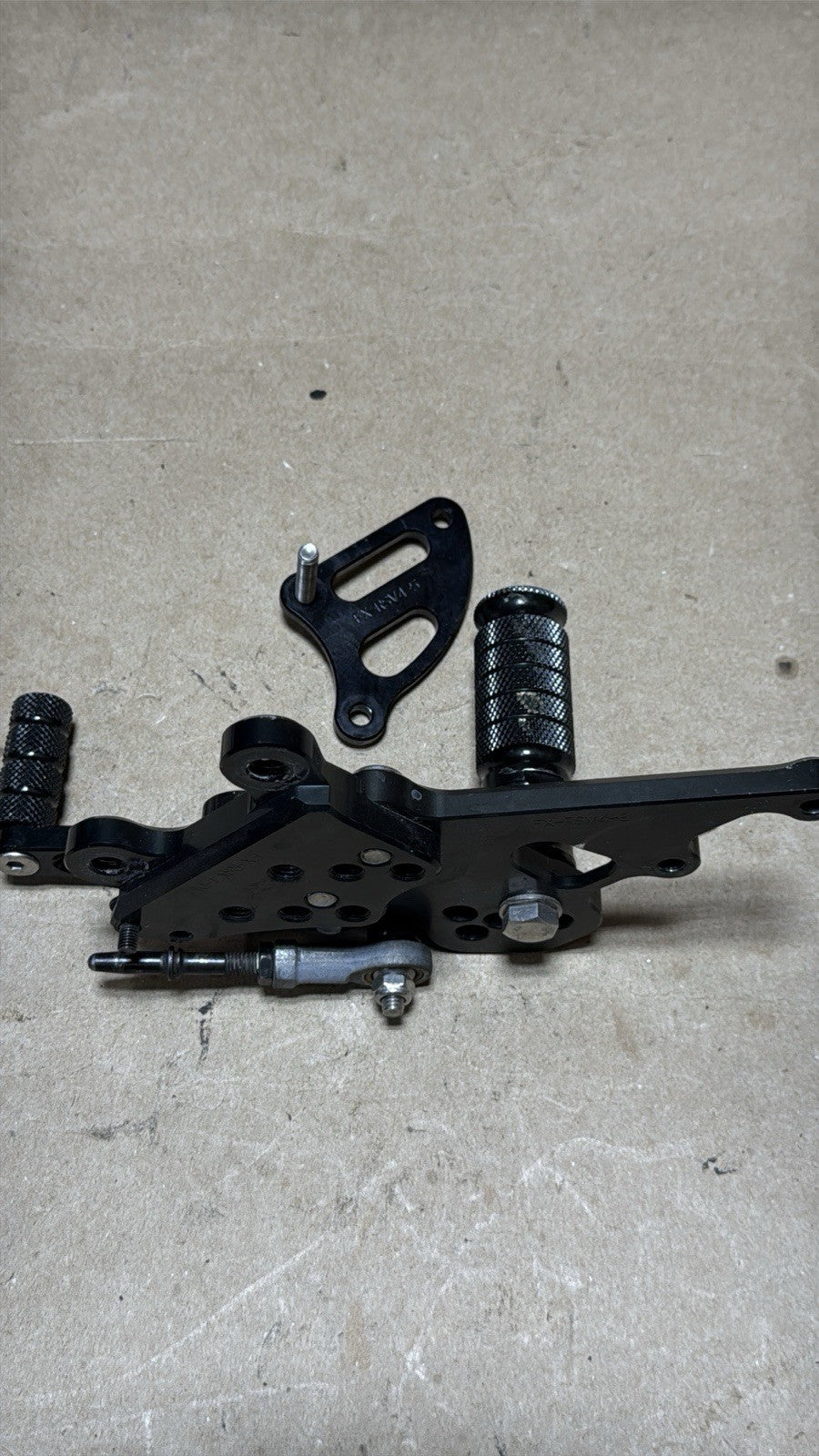 2015-2018 Aprilia RSV4 RR RF Adjustable Rearsets Rear Sets Foot Pegs L&R Black