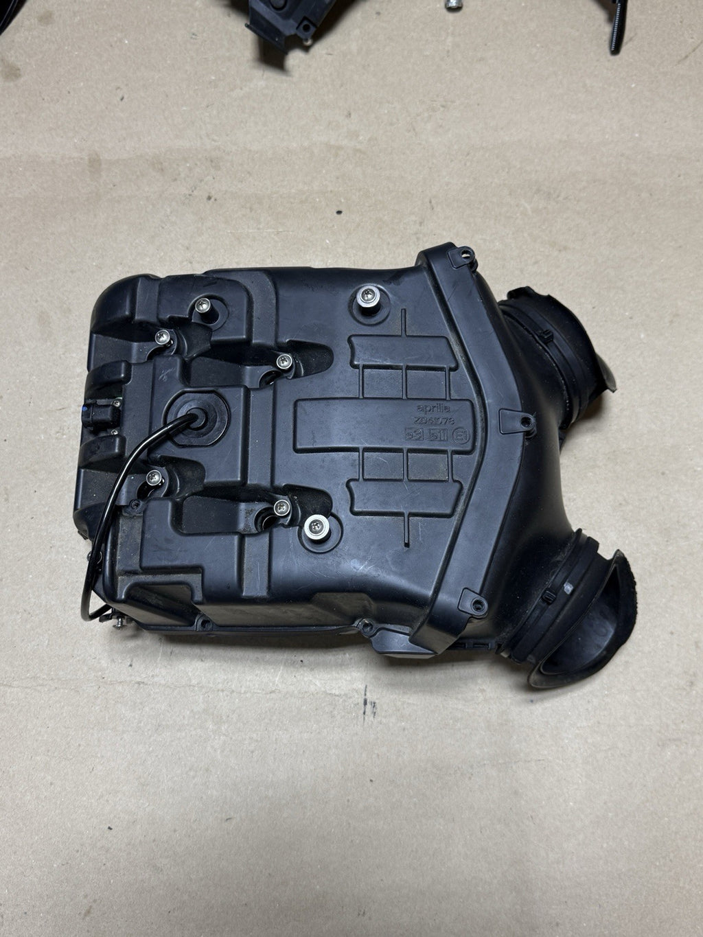 2015-2018 Aprilia RSV4 RR RF OEM Air Box Intake Airbox Assembly Complete