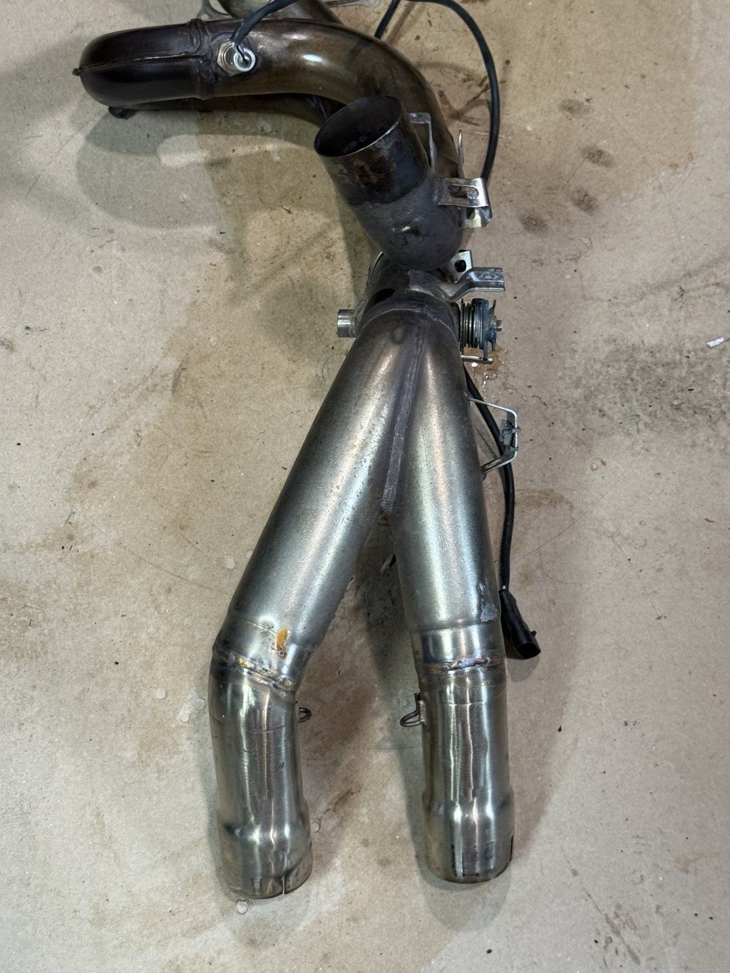 2011-13 Ducati 848 Evo 1098 1198 OEM Exhaust Headers Mid Pipe Assembly Straight