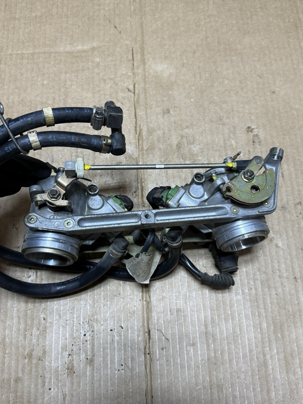 1995-2001 Ducati 748 748S OEM Throttle Bodies Injectors TPS Fuel Lines