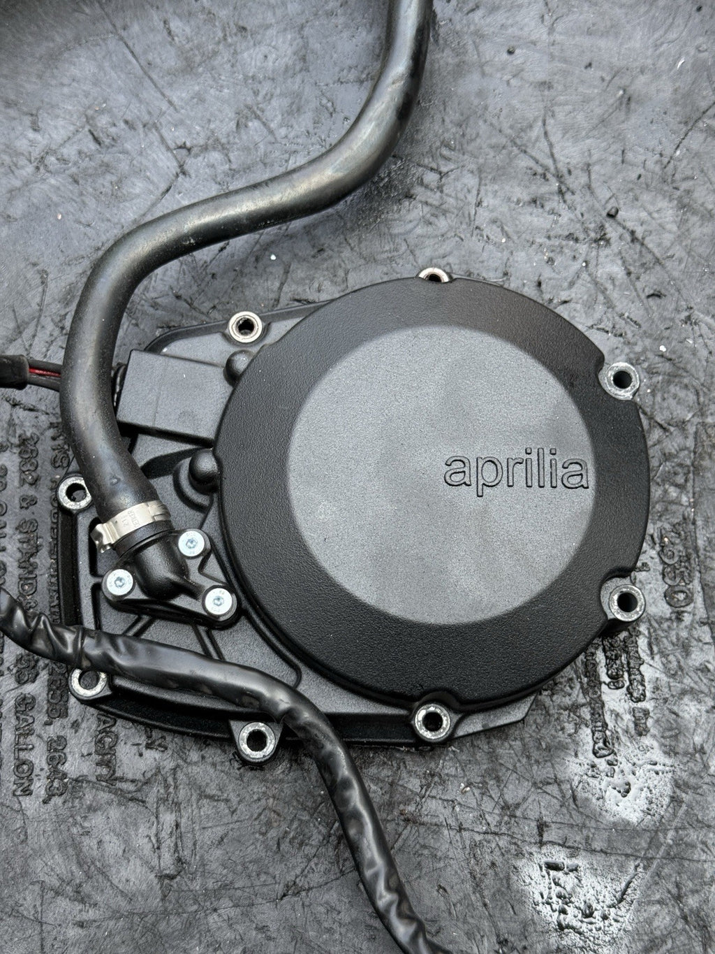 21-25 Aprilia RSV4 1100 OEM Stator Magneto Generator Coil Engine Side Cover3