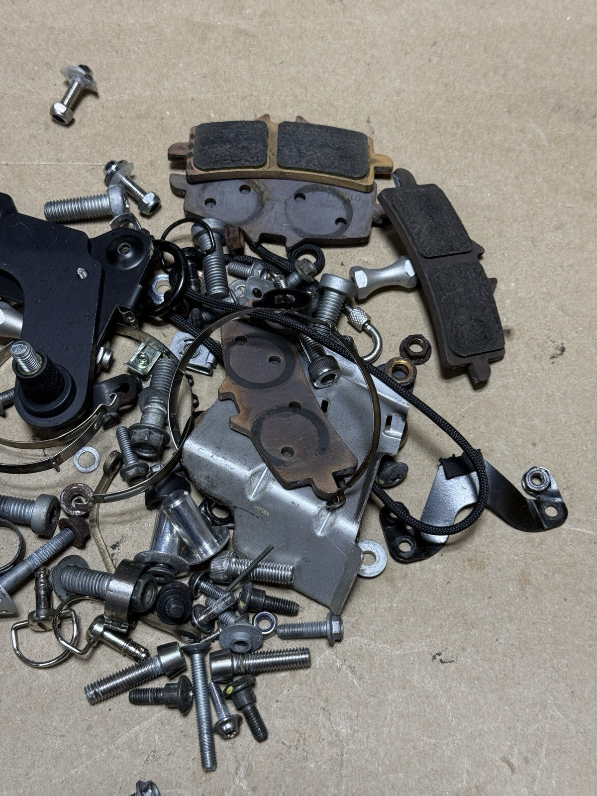 2015-2018 Aprilia RSV4 1000 RR RF Tuono OEM Engine Bolts Hardware Brackets Lot