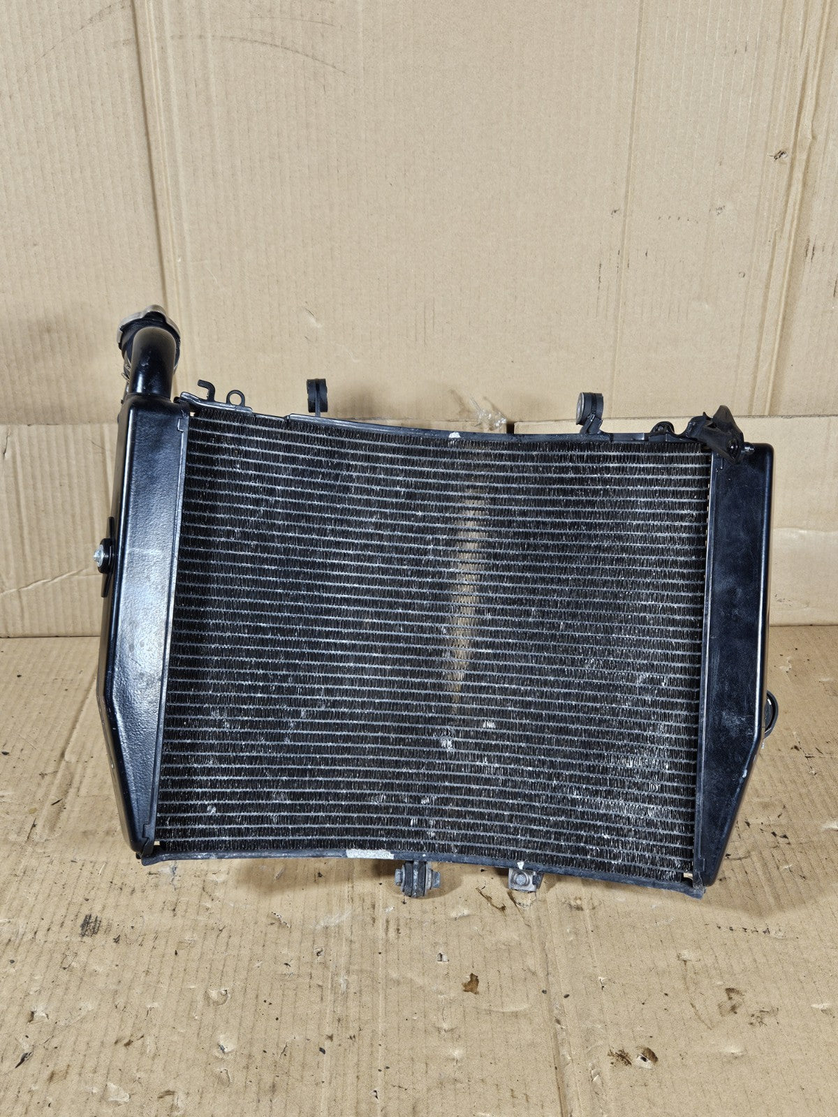 2013 Honda CBR600RR Radiator Complete with Fan hoses OEM 2013-2020 Honda CBR60015