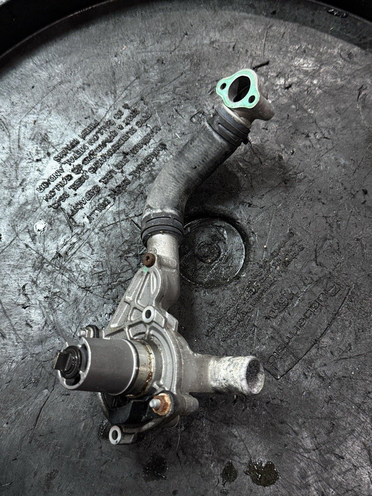 2015-2020 Aprilia RSV4 RR RF Tuono V4 1100 OEM Water Coolant Pump Assy 2A0008021