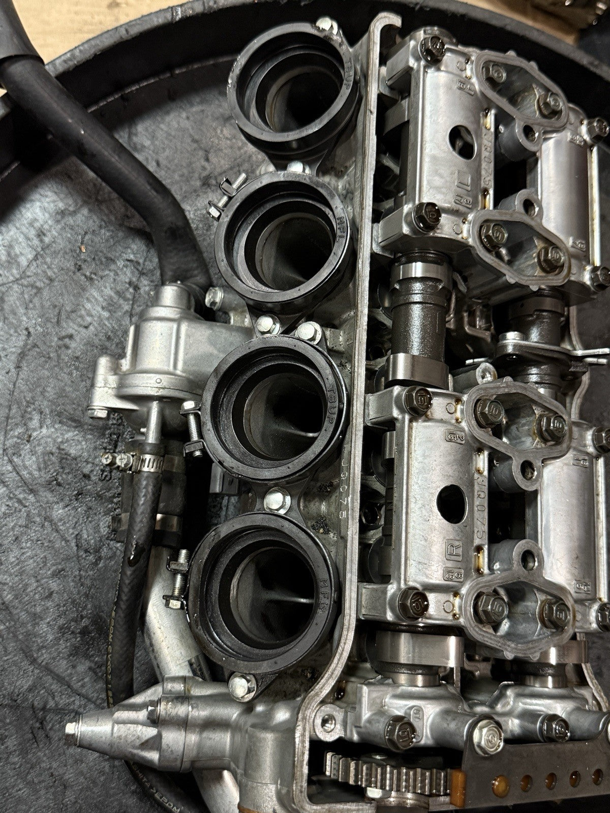 2008-2011 Honda CBR1000RR OEM Engine Cylinder Head Valves Camshafts Assembly15