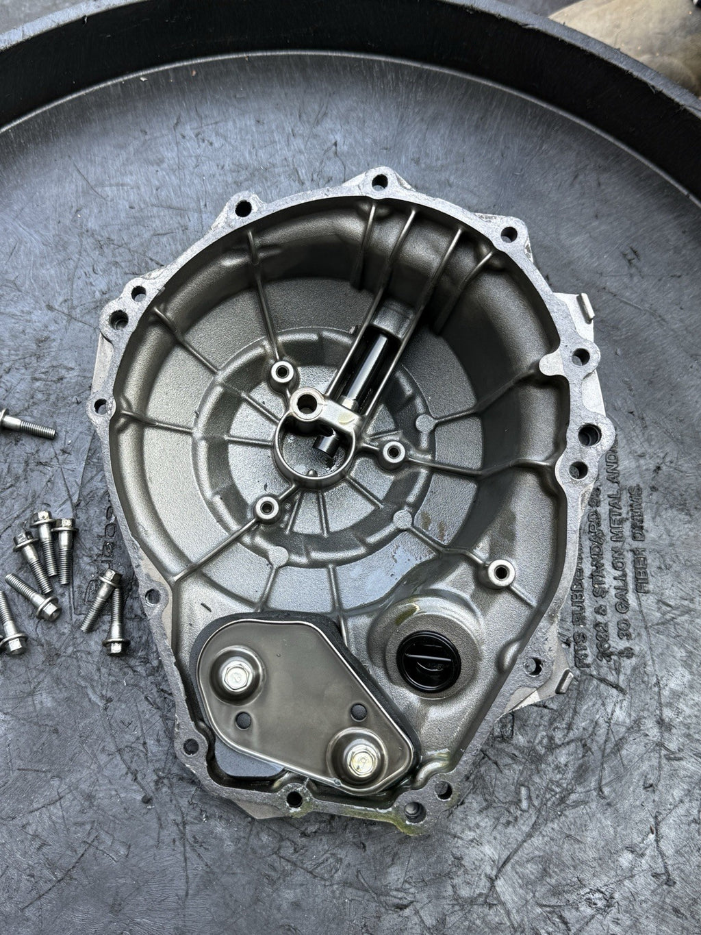 11-18 Kawasaki Ninja ZX10R ZX-10R OEM Clutch Cover Right Engine Case 14032-05609
