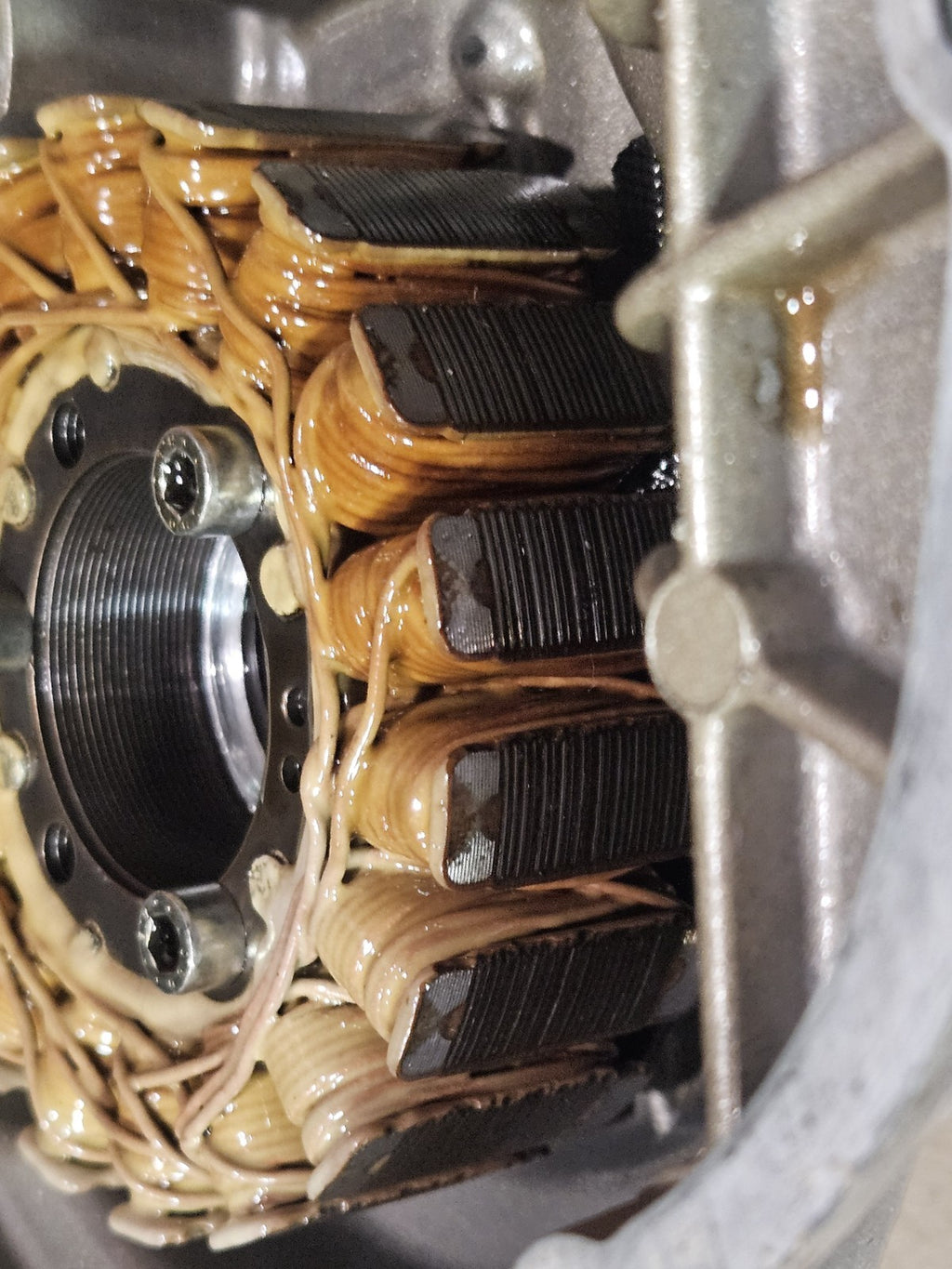 94-05 Ducati 748 916 996 998 ST2 ST4 Monster S4 OEM Left Engine Stator Cover