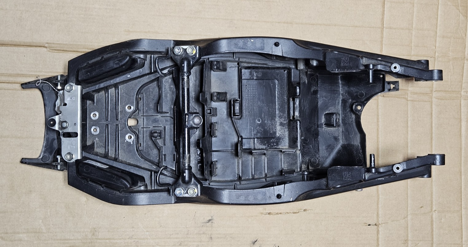 2008-2016 Honda CB1000R OEM Rear Subframe Tail Seat Undertail 2011