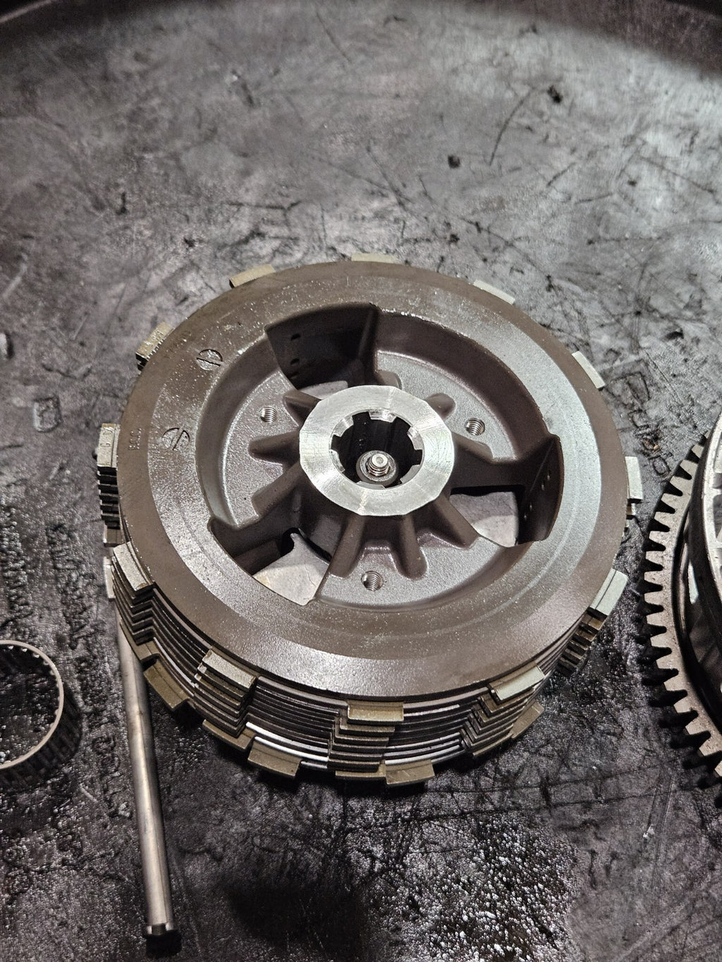 2017-2025 Suzuki GSX-R1000 GSXR1000R L7 OEM Clutch Basket Hub Plates 21200-1788012