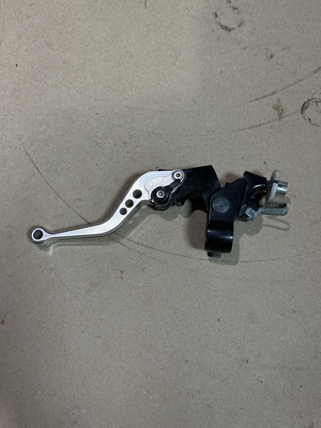 2008-2016 Yamaha YZF-R6 R6 OEM Clutch Perch Mount Lever 2C0-82910-01-00 Assembly0
