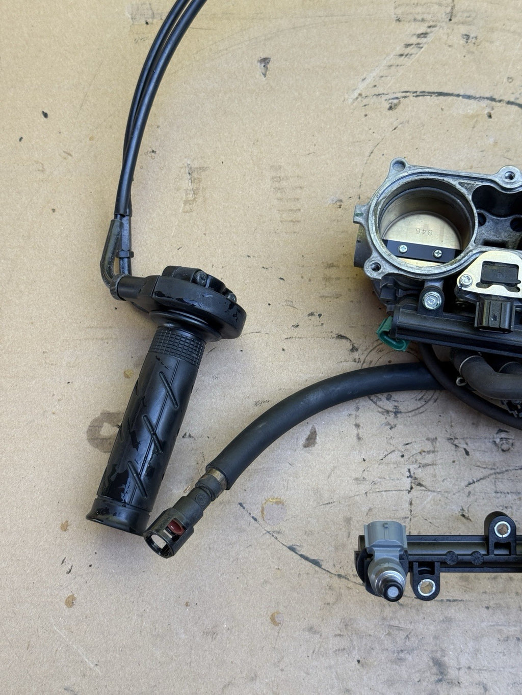 2008-2016 Honda CBR1000RR OEM Throttle Body Bodies Fuel Injectors 16460-MFL-00313