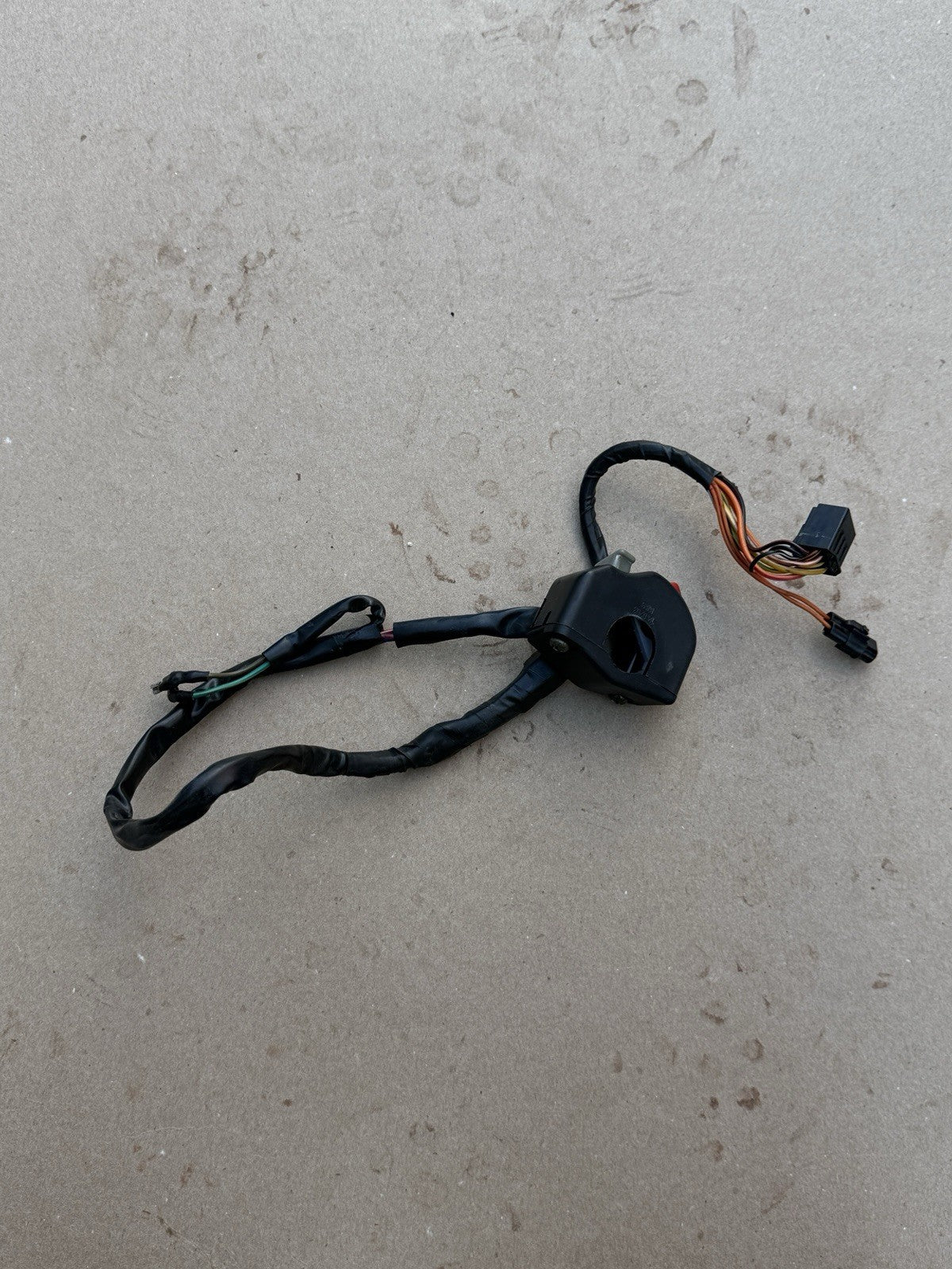 09-16 2012 Suzuki Gsxr 1000 Right Control Switch Start Kill On Off Oem