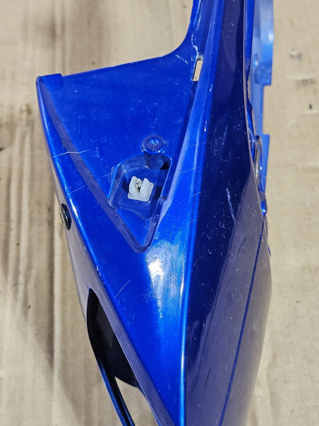 2006-2007 Suzuki GSXR600 GSXR750 OEM Center Tail Fairing Cowl Blue 45503-01H0211