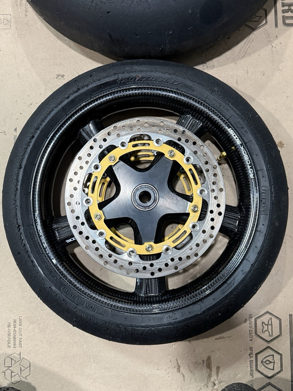 Rotobox Boost Carbon Wheels Set Front Rear 17x3.5 17x6 2010-2019 BMW S1000RR HP4