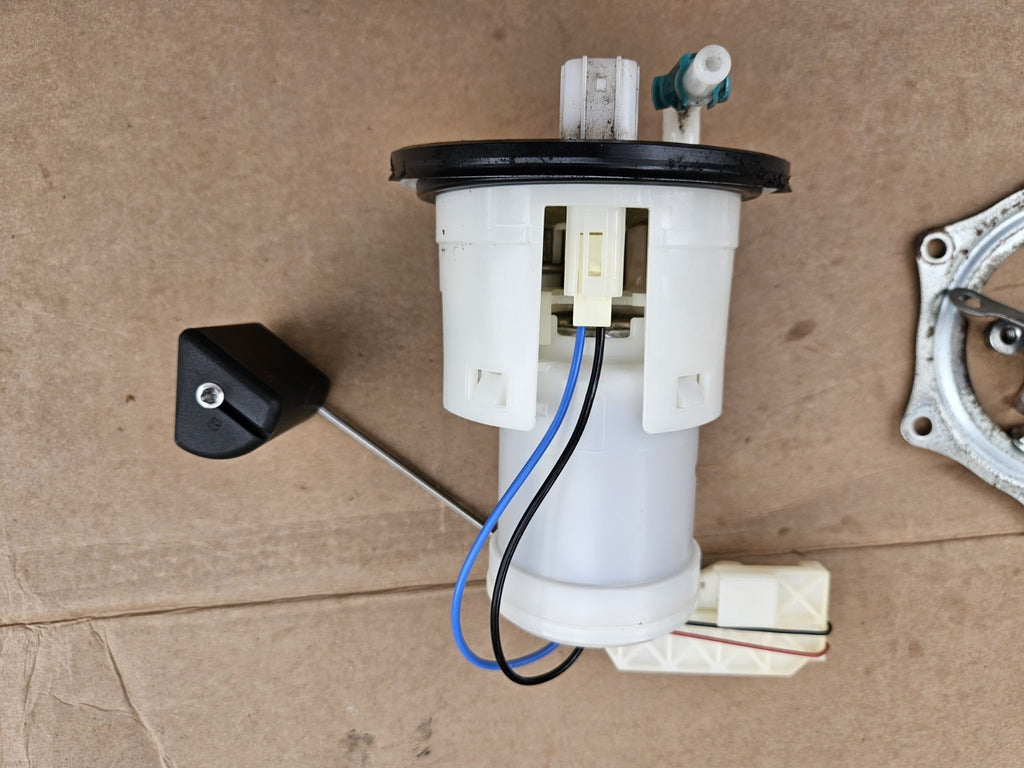 07 08 09 10 11 12 13 14 15 24 HONDA CBR 600RR CBR600RR OEM fuel gas pump petrol2