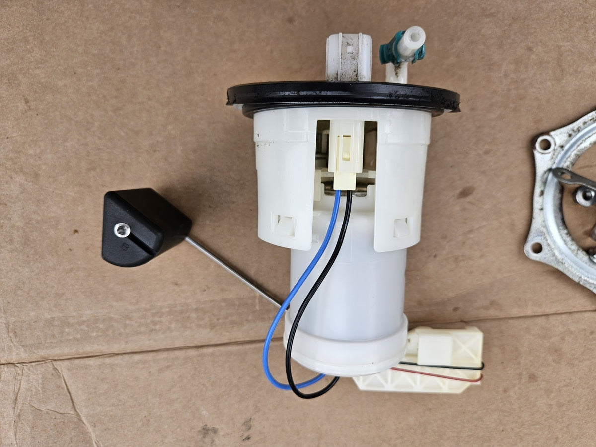 07 08 09 10 11 12 13 14 15 24 HONDA CBR 600RR CBR600RR OEM fuel gas pump petrol2