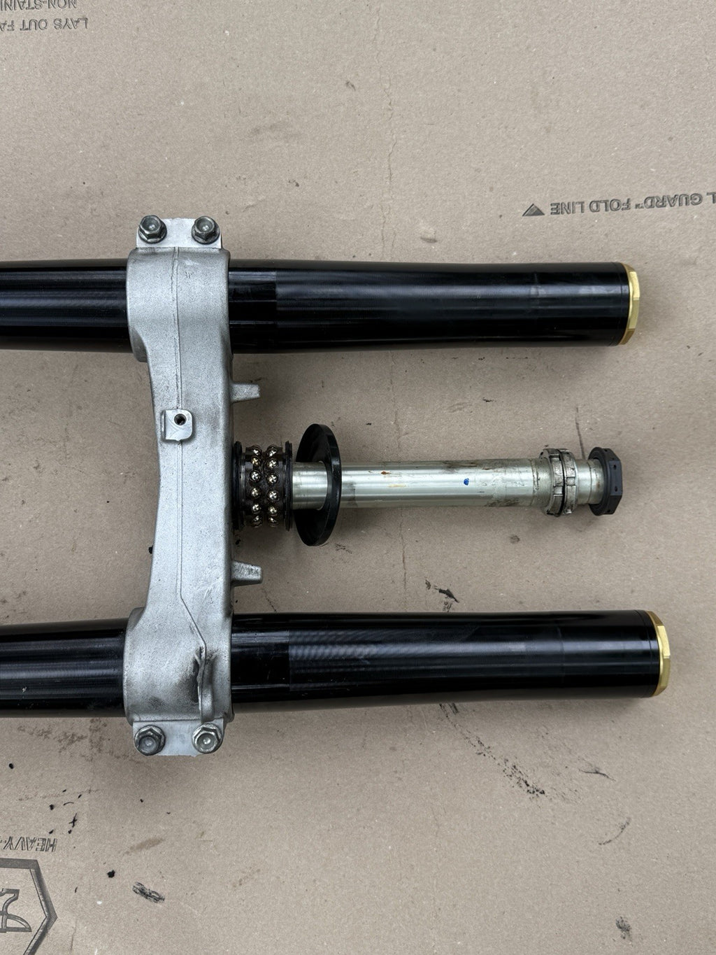 2017-2025 Suzuki GSXR1000 GSX-R 1000 OEM Front End Forks Triple Tree Clamp Lower