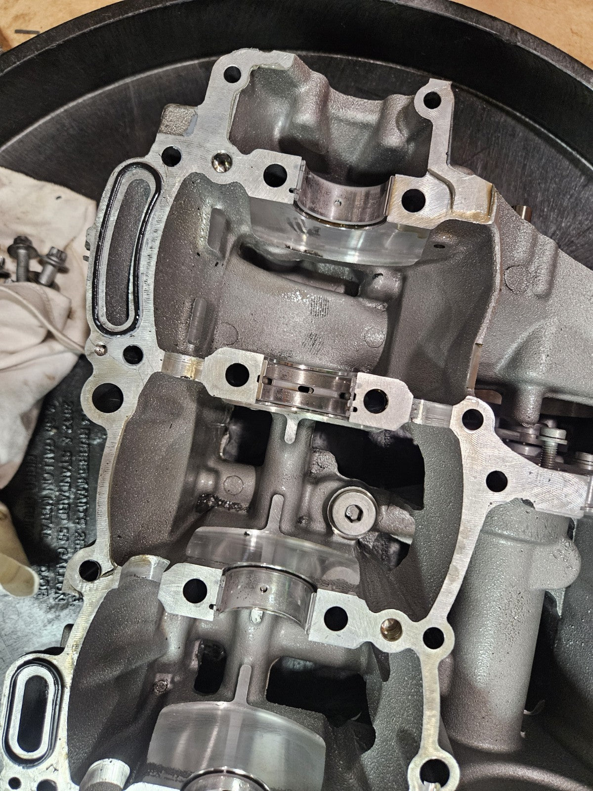 15-19 2015 BMW S1000RR HP4 OEM Crankcase Engine Block Cases Bottom End