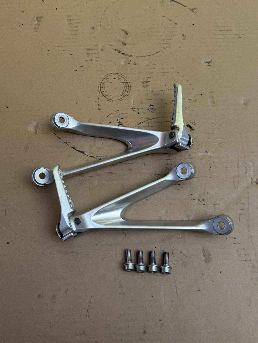 2008-2009 Honda CBR1000RR OEM Rear Passenger Foot Peg Brackets Set 50750-MFL-0002