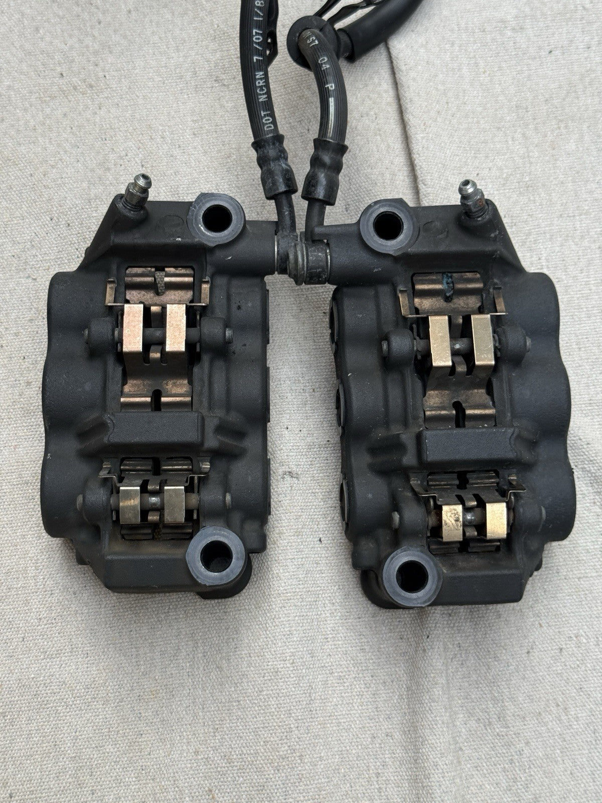 2007-2008 Yamaha YZF-R1 R1 OEM Front Brake Calipers L&R Master Cylinder Radial 10