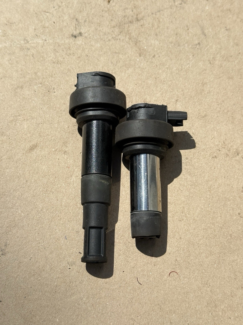 10-19 2013 BMW S1000RR OEM IGNITION COILS COIL SPARK PLUG CAPS DAMAGED