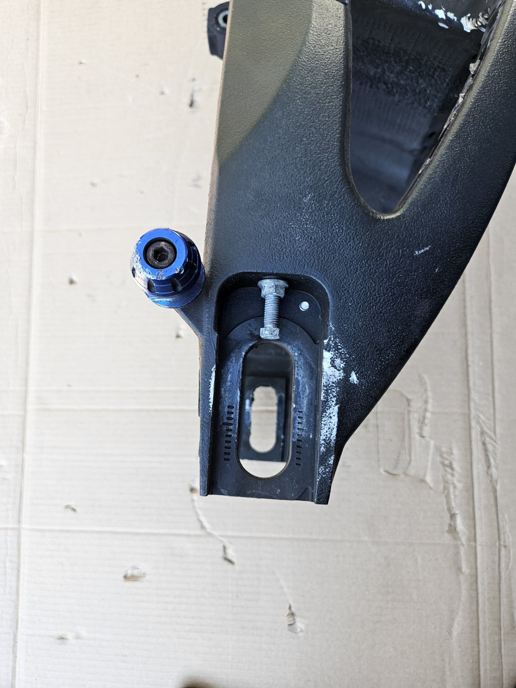 2009-2016 Suzuki GSXR1000 OEM Rear Swingarm Suspension 2015