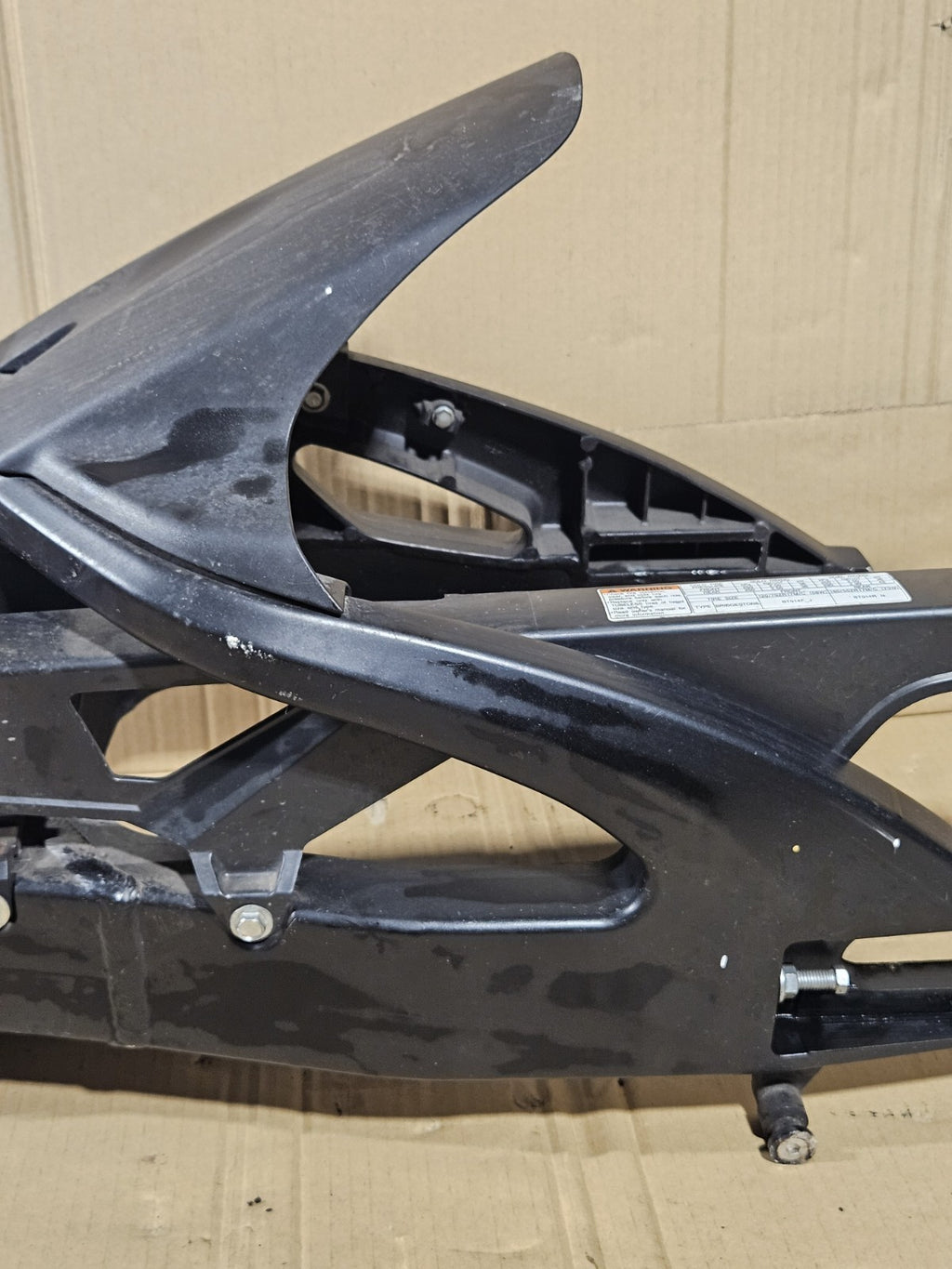 2006 2007 Suzuki GSXR600 Swingarm with Rear Shock and Linkage Set OEM 3