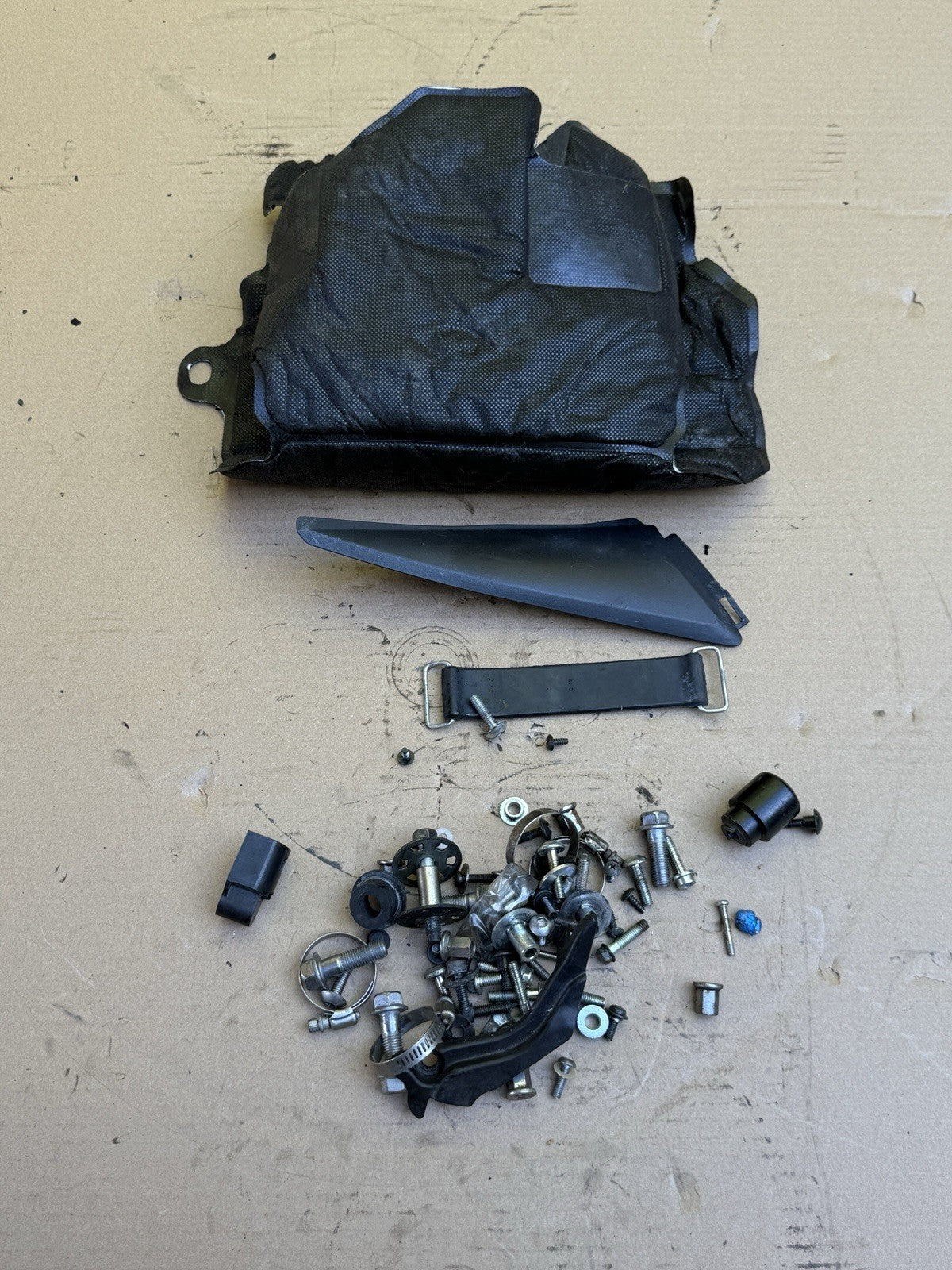 2008-2012 Honda CBR1000RR Fireblade OEM Hardware Lot Bolts Nuts Screws Misc SC591
