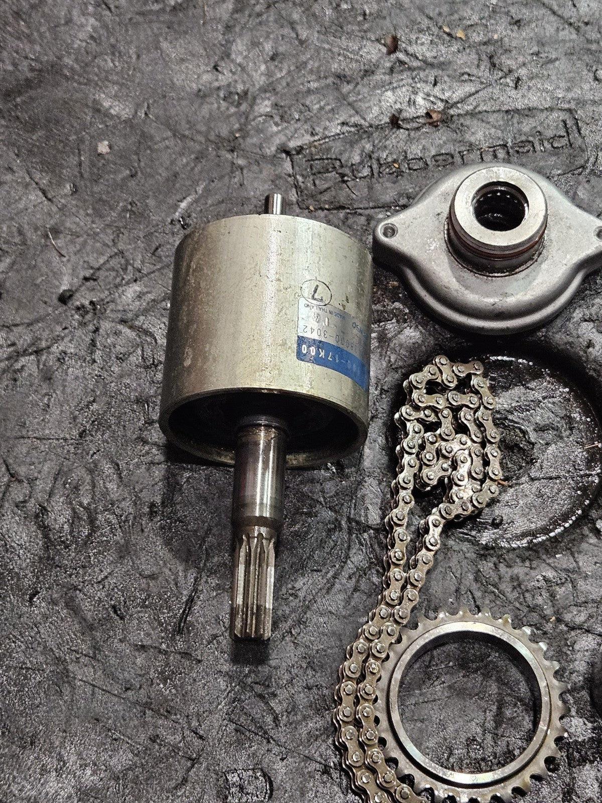 17-26 Suzuki GSXR1000R GSXR1000 OEM Engine Starter Shaft Idler Gear Assembly3