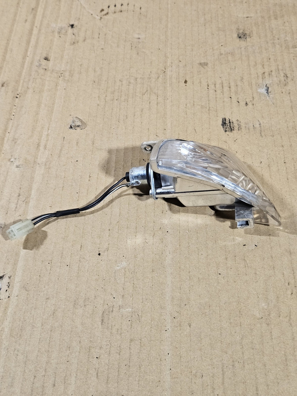 2006 2007 Suzuki GSXR600 Turn Signal Rear Right OEM 3560341G01 Genuine2