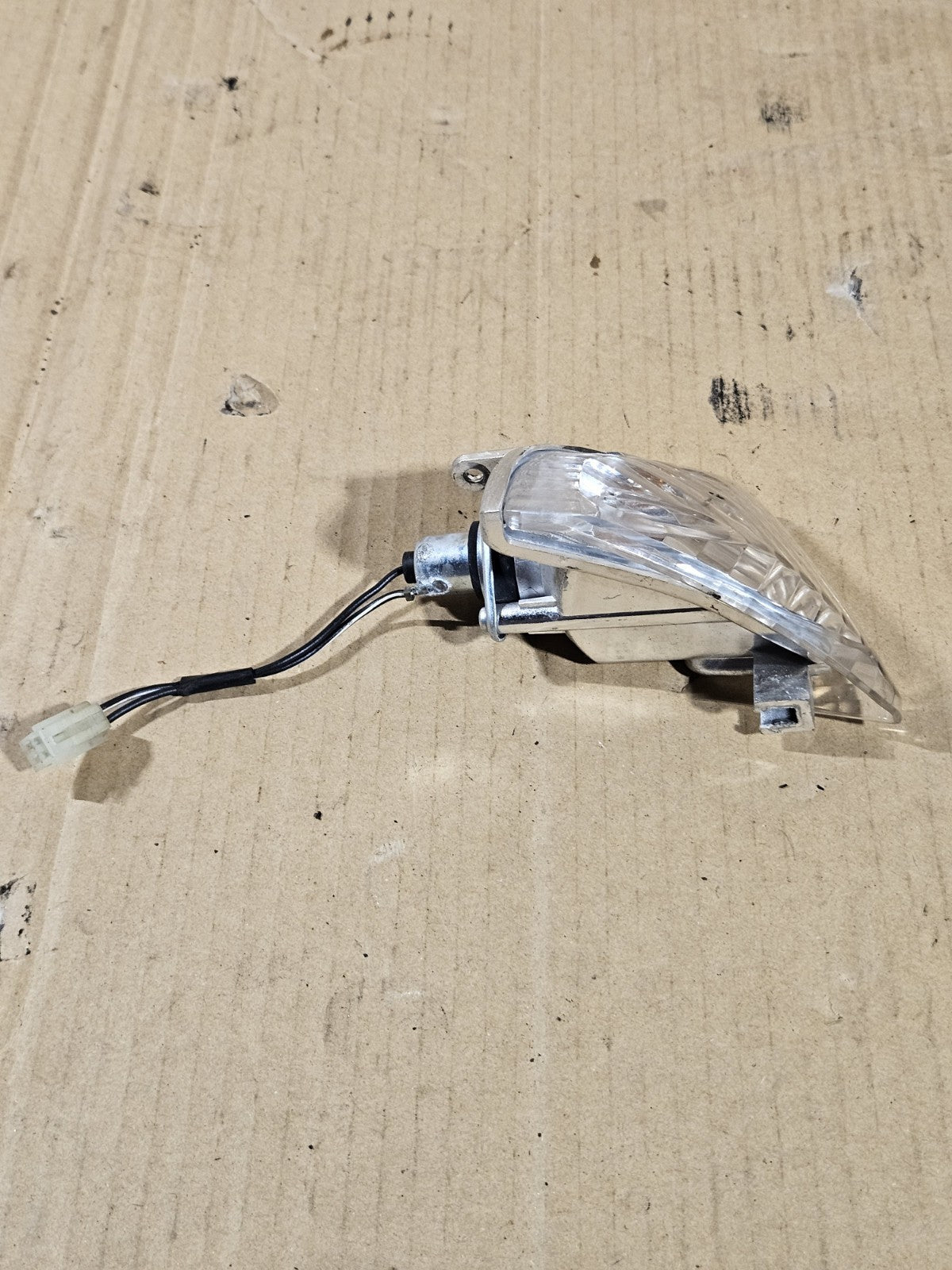 2006 2007 Suzuki GSXR600 Turn Signal Rear Right OEM 3560341G01 Genuine2