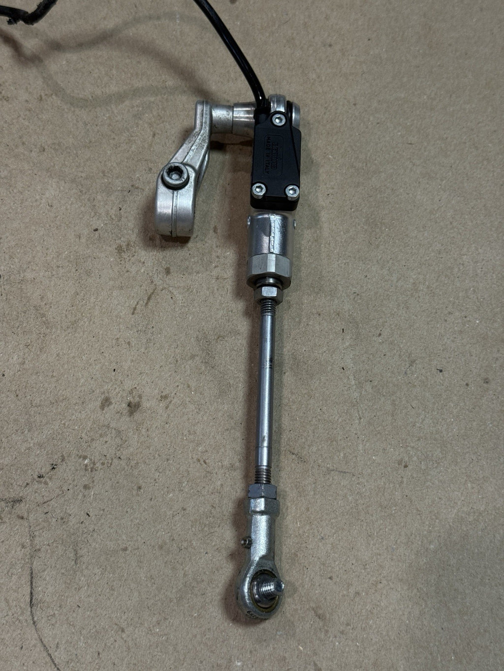 21-24 Aprilia RSV4 Tuono V4 OEM Quick Shifter Sensor Quickshifter