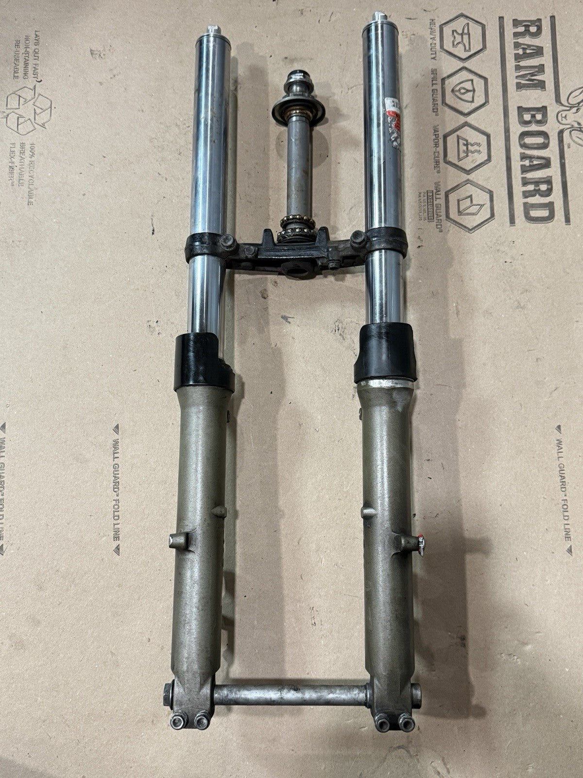 2002 Honda CBR 600 F4i CBRf4i F4 Left &  Right Forks with Triple Tree