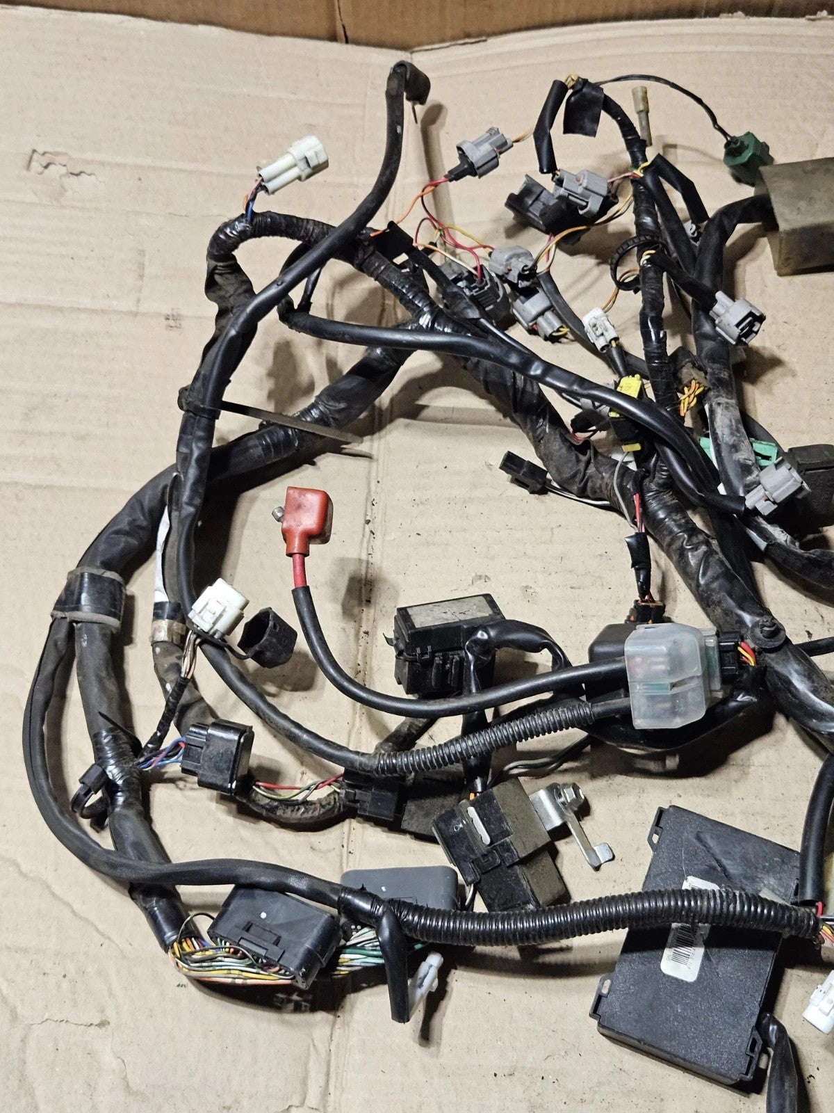 2006-2007 Suzuki GSXR600 GSXR750 K6 K7 OEM Wiring Harness Loom PC3 36610-01H304