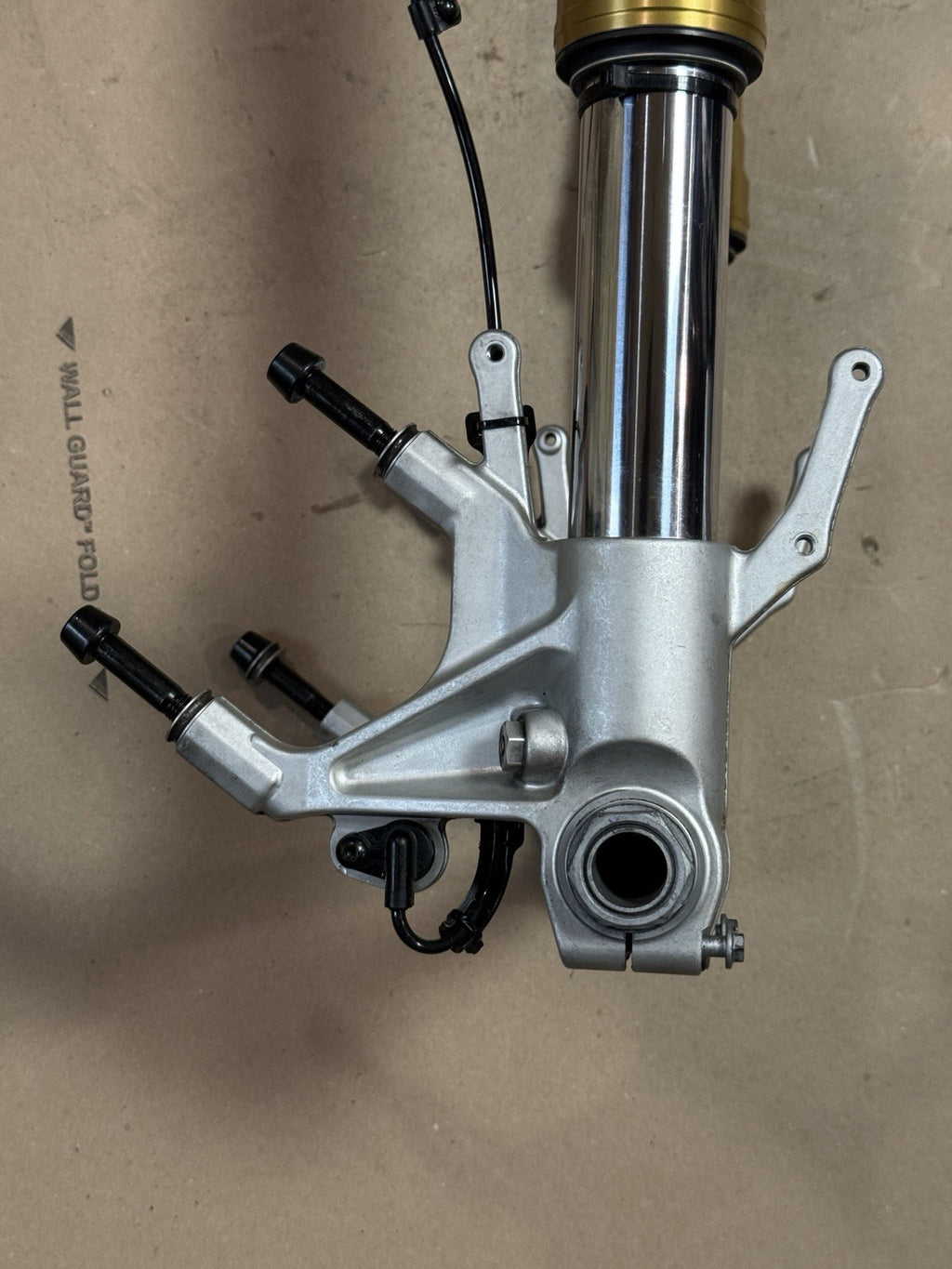 21-24 Aprilia RSV4 1100 OEM Front Forks Fork Tubes Suspension Triple Tree Clamp