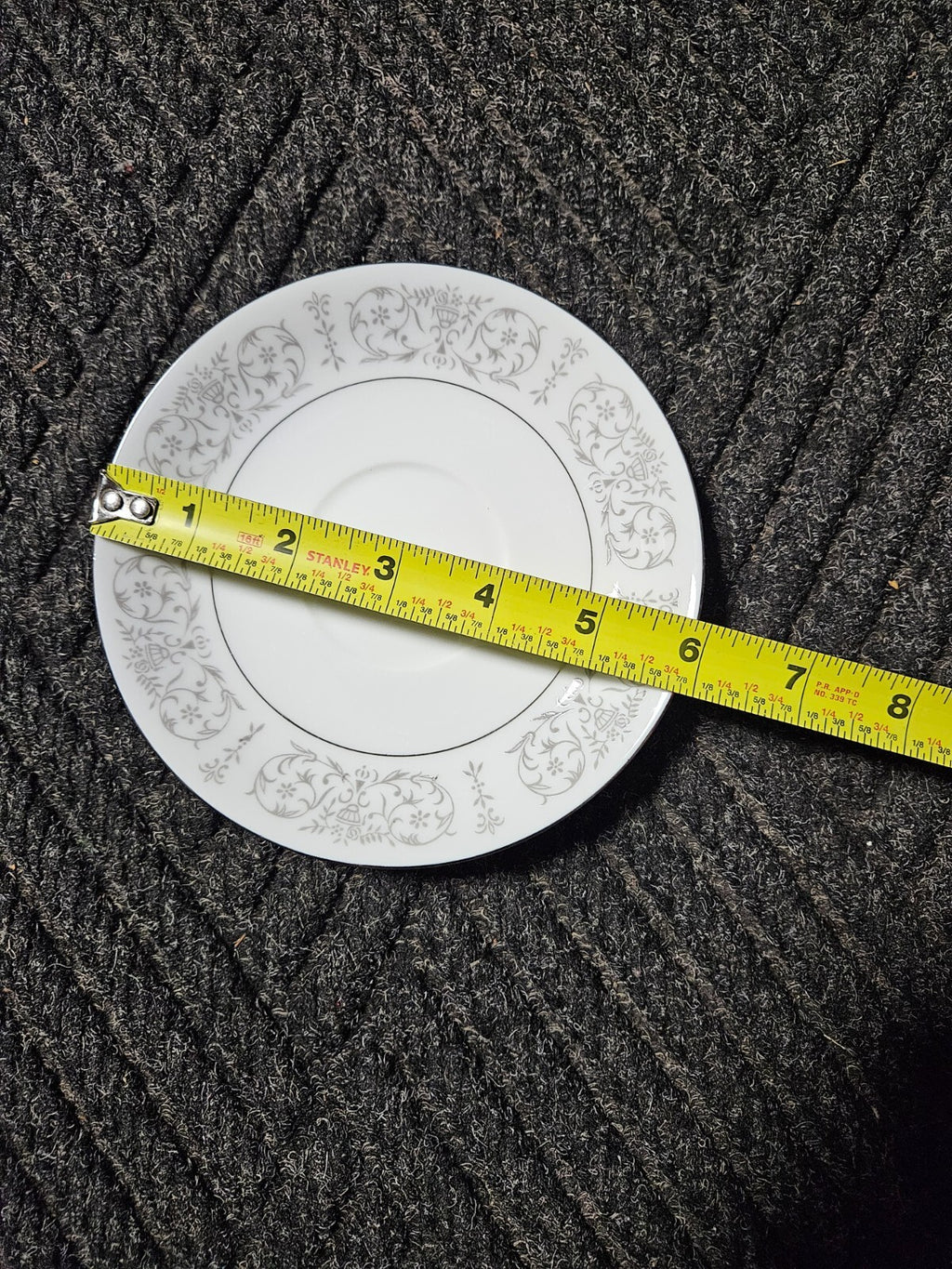 Set of 12 Linden Fine China Versailles TM-1004 Plates 5 7/8" Japan