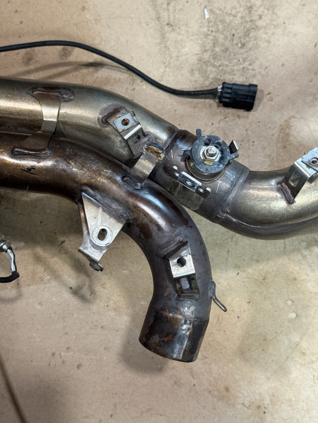 2011-13 Ducati 848 Evo 1098 1198 OEM Exhaust Headers Mid Pipe Assembly Straight