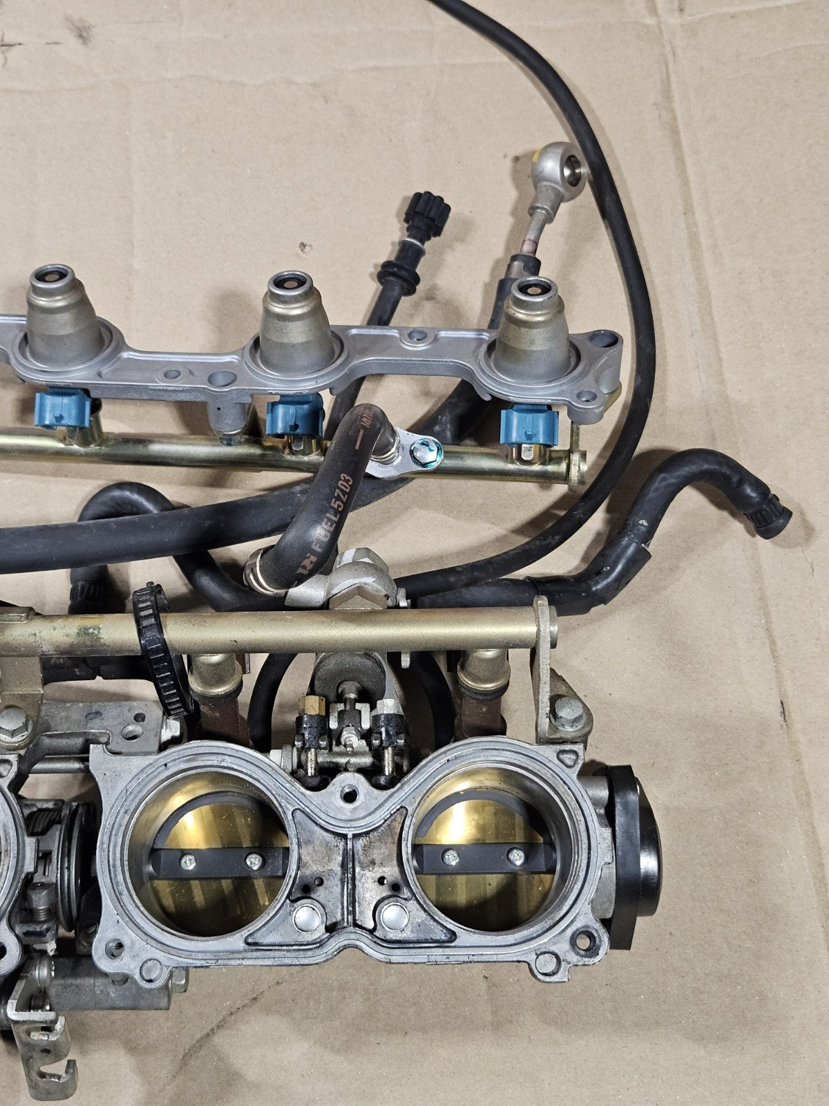 2006-2007 Honda CBR1000RR Fireblade OEM Throttle Bodies Injectors 16401-MEL-A2121