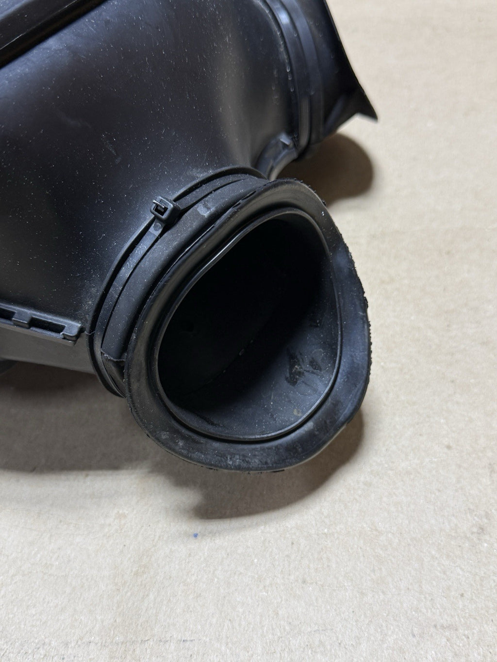 2015-2018 Aprilia RSV4 RR RF OEM Air Box Intake Airbox Assembly Complete