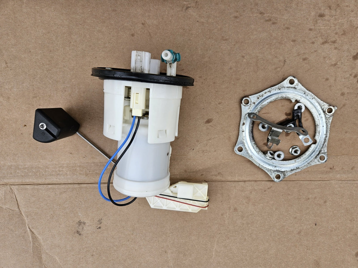 07 08 09 10 11 12 13 14 15 24 HONDA CBR 600RR CBR600RR OEM fuel gas pump petrol0