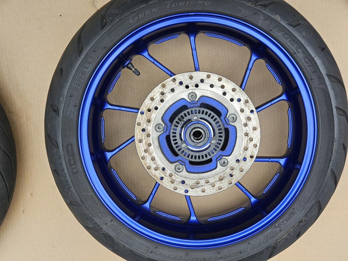 2022 22-25 Yamaha YZF-R7 YZFR7 Rear Wheel Blue Rim Set OEM Rear Rim5