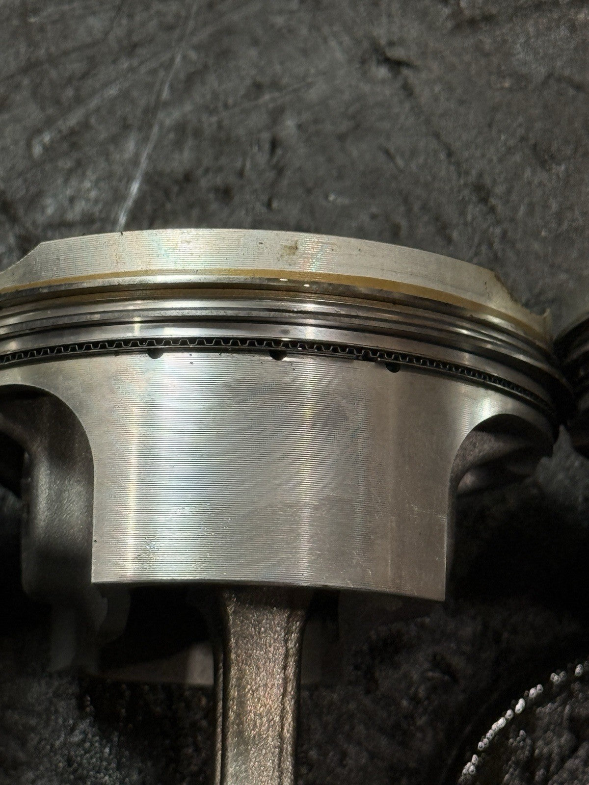 2015 2016 APRILIA RSV4 ENGINE PISTONS MOTOR CONNECTING RODS Piston rings13