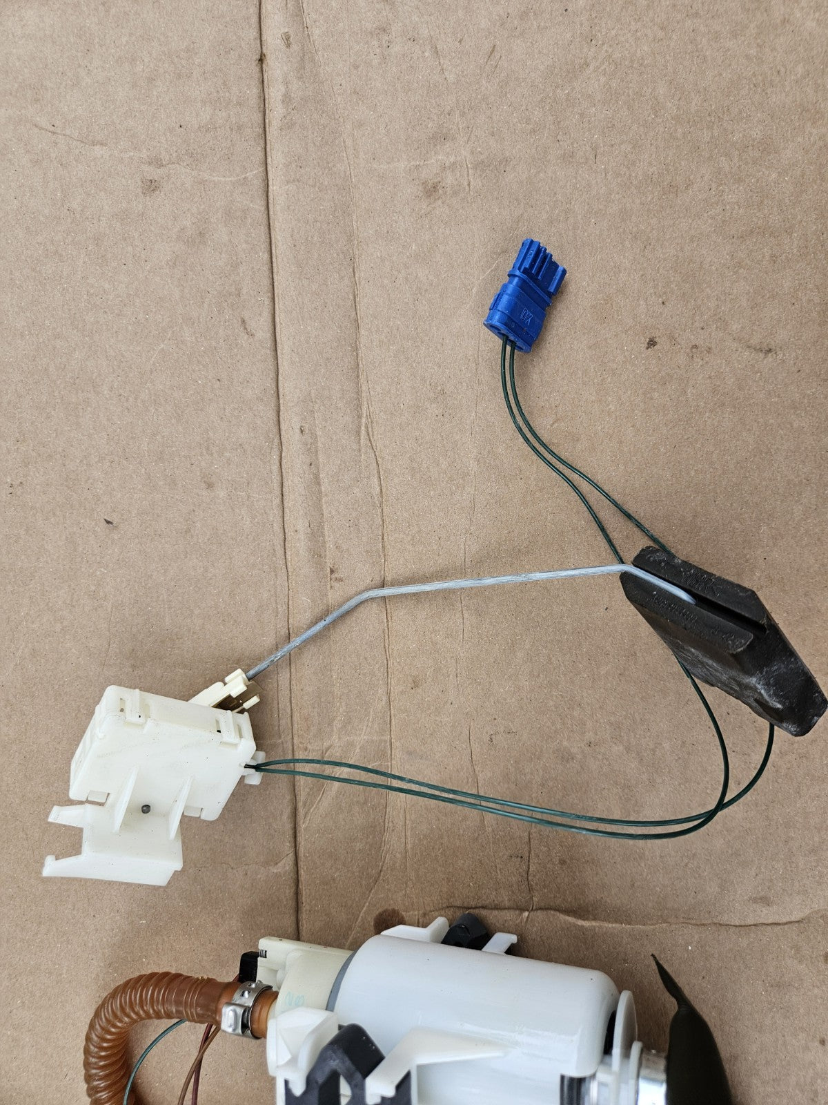2010-2014 BMW S1000RR K46 OEM Genuine Complete Fuel Pump Sending Unit Gas Petrol1