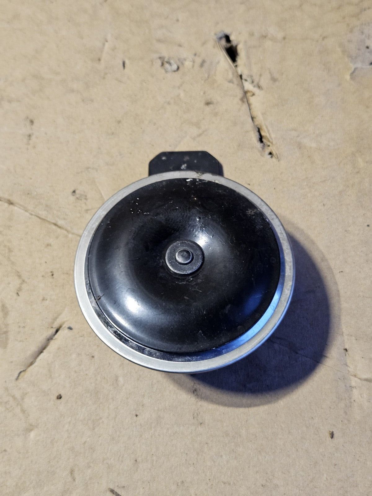 Kawasaki Ninja 650 Z400 Eliminator OEM Horn Signal Mount 27003-00655