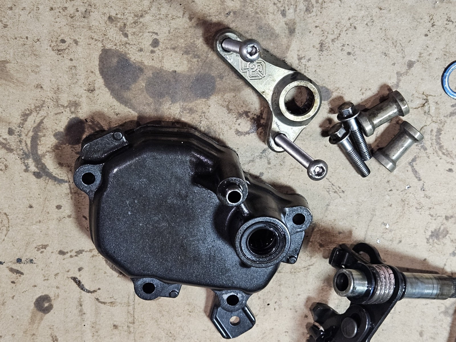 06-07 Honda CBR1000RR OEM Gear Shift Shaft Cover Shifter Rod Linkage Engine